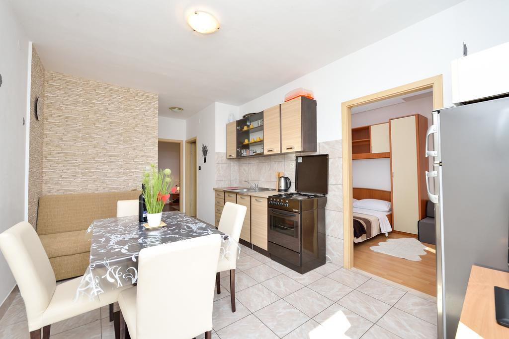 Apartments Duje بيبينيا المظهر الخارجي الصورة