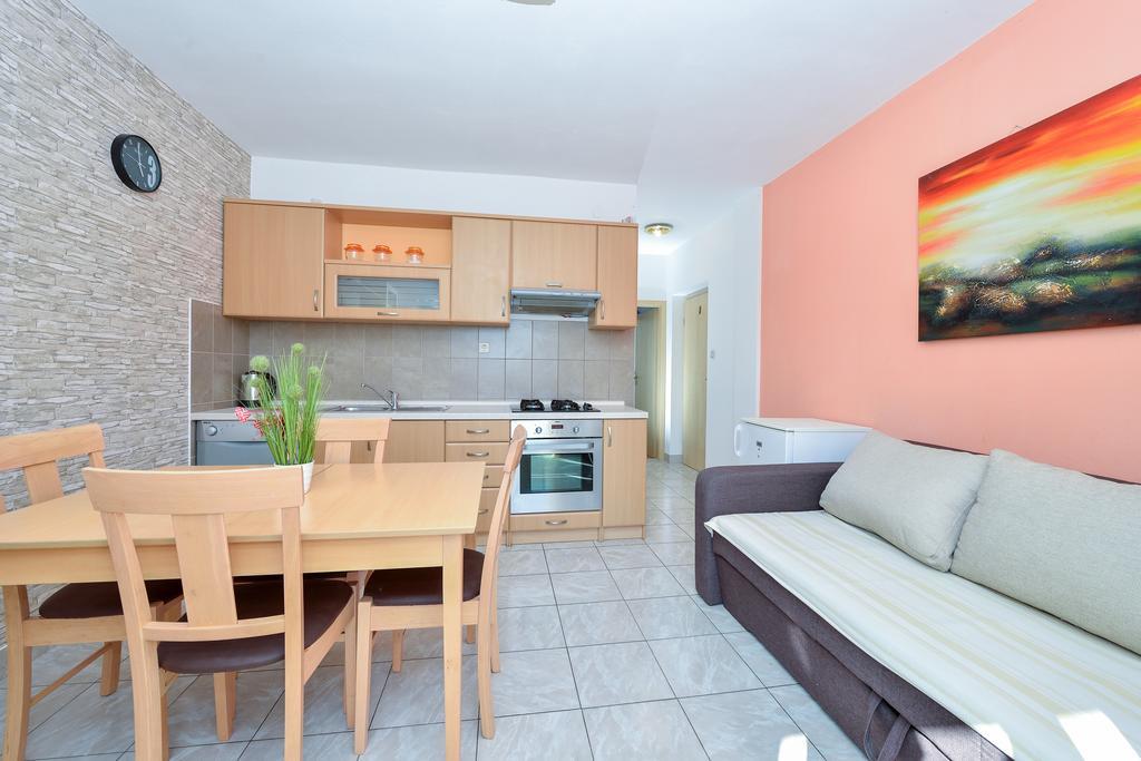 Apartments Duje بيبينيا المظهر الخارجي الصورة