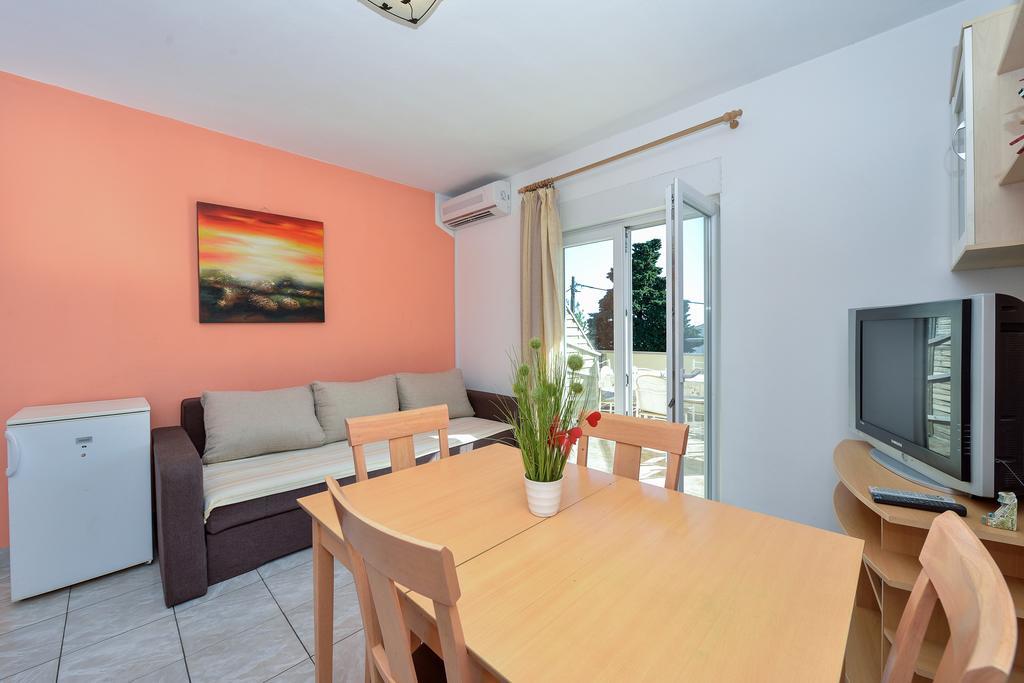 Apartments Duje بيبينيا المظهر الخارجي الصورة
